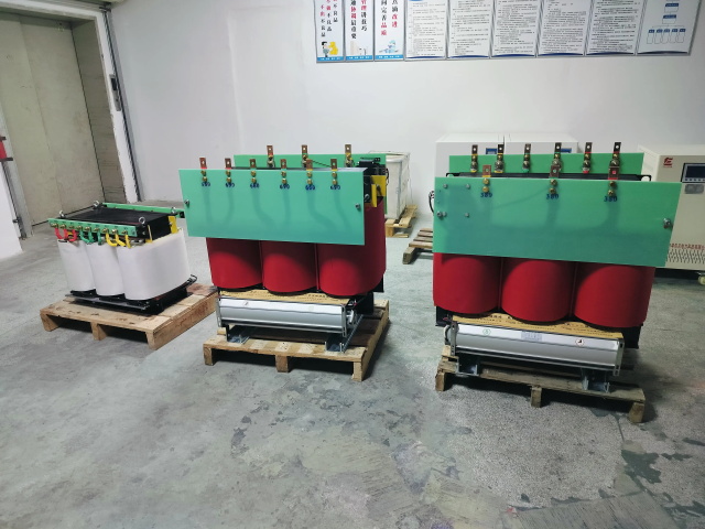 阳东KS11-1000KVA矿用变压器